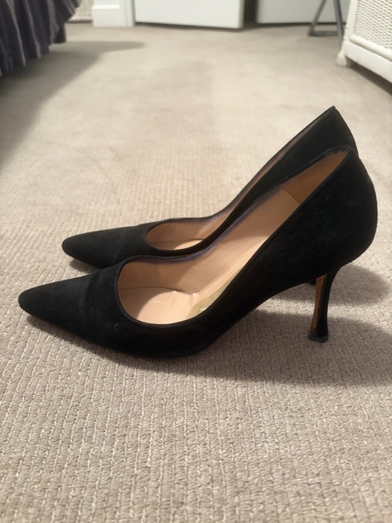 Manolo Blahnik Shoes - Manolo Blahnik Black Suede Pointed-Toe Pumps
